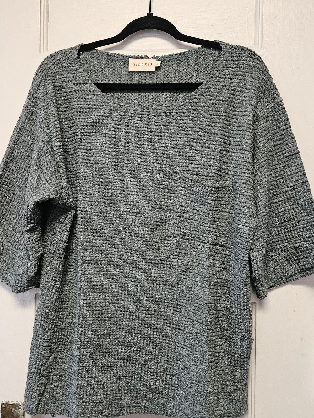 Ninexis Textured Washed Sage Green Knit Top L